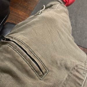 Meet your Posher, Adan